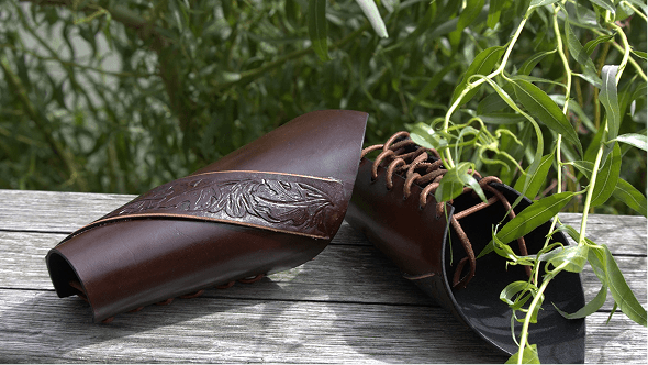 Dámské nátepníky.